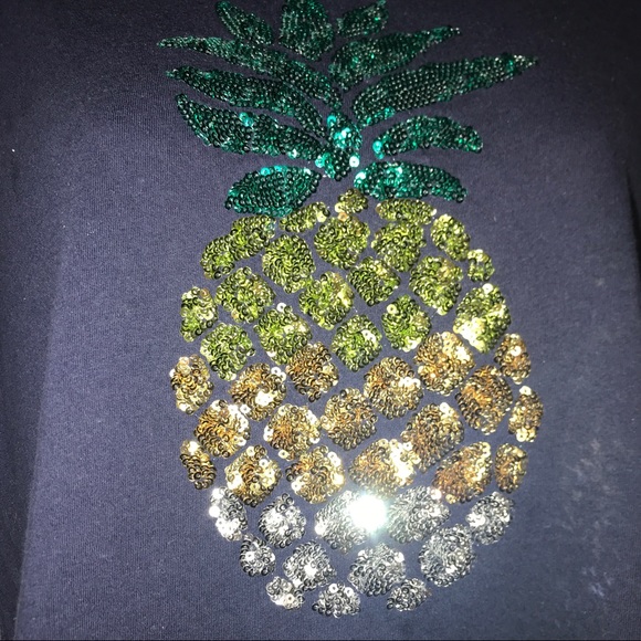 Sequin Pineapple tee - Old Navy - Picture 3 of 3